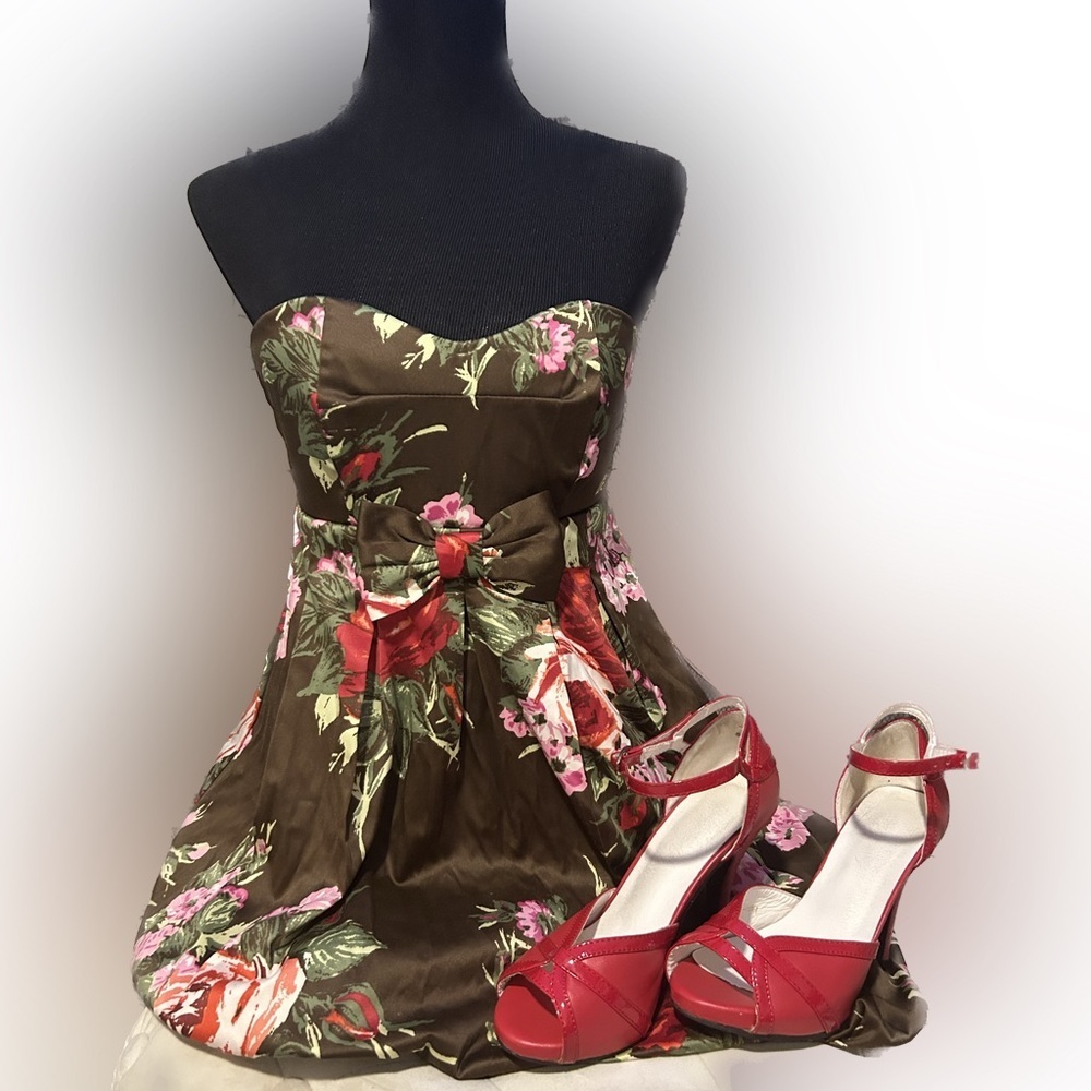 Ruby Rox Formal Dress Women's S Bratz Style Bubble Hem Satin
